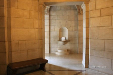 th_capitol-water-fountain-jamie-vesay-wm-img_4028